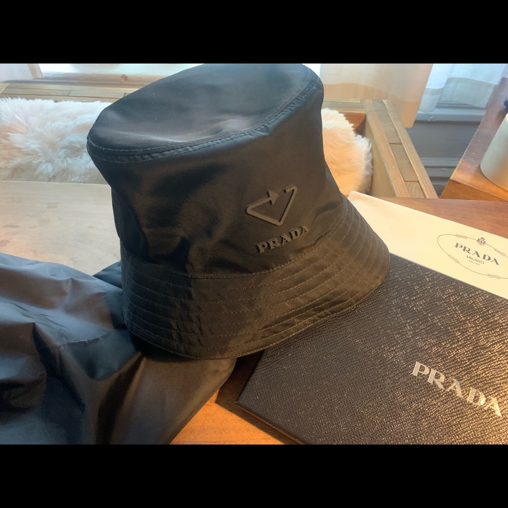 Prada Re-Nylon Black Bucket Hat Brand New Not worn Size Small + Box + Pouch!